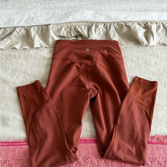 Lululemon Everlux & Mesh High Rise Leggings - 25" - Picture 6 of 8